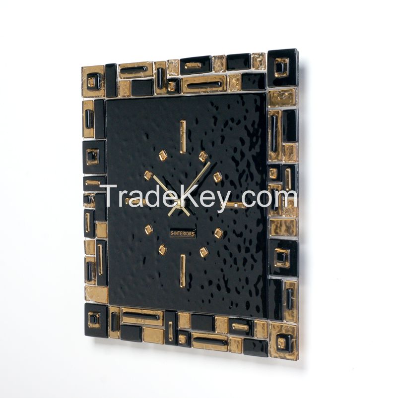 Wall clock made of glass with the addition of gold S-Interiors Oro Domino