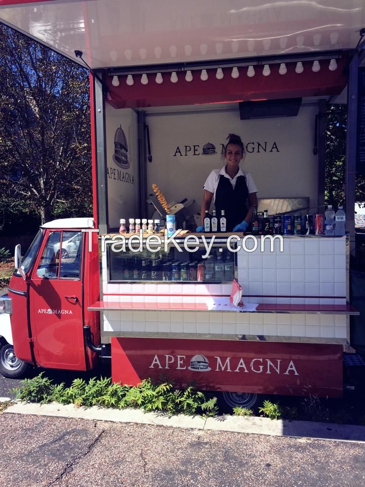 Wanhu Petite Italian Retro Ice Cream Cafe  Tuktuk