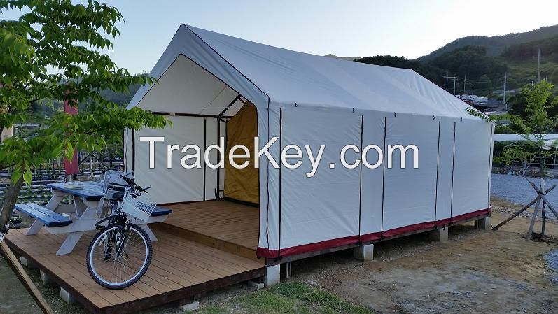 Safari tent