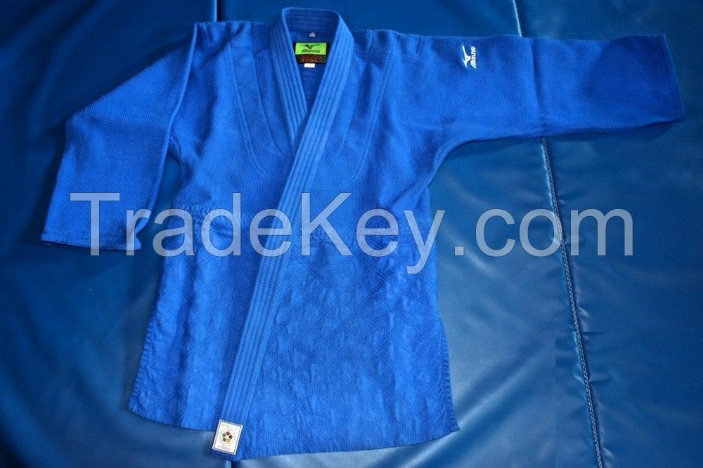 Judo Gi, judo uniform, judo kimono, ijf judo gi, ijf approved judo gi, judo gis, judo uniforms, judo kimonos, reversible judo g