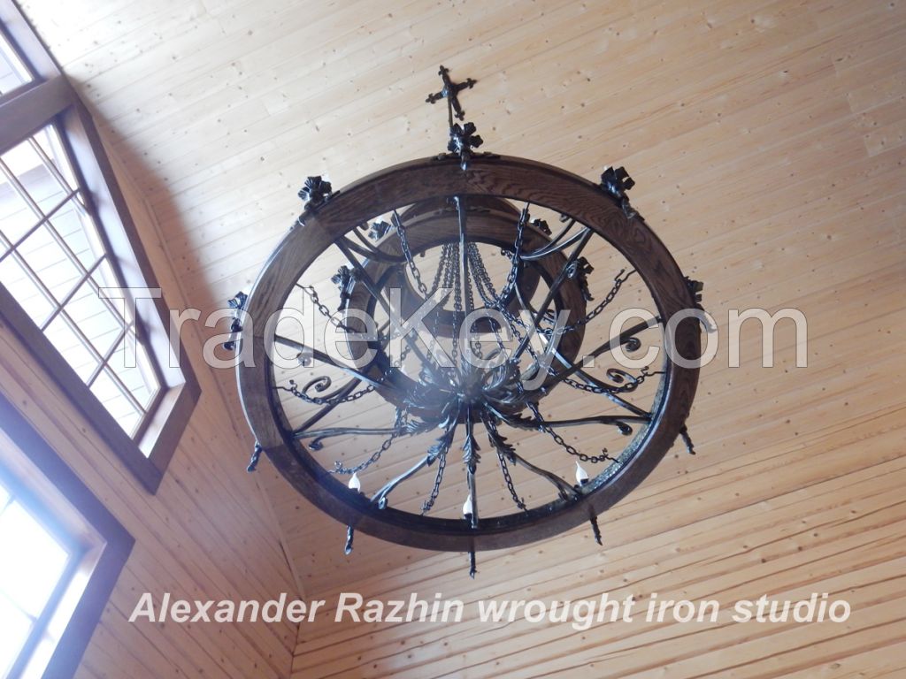 Large wrought iron chandelier, wagon wheel style.20 bulbs.