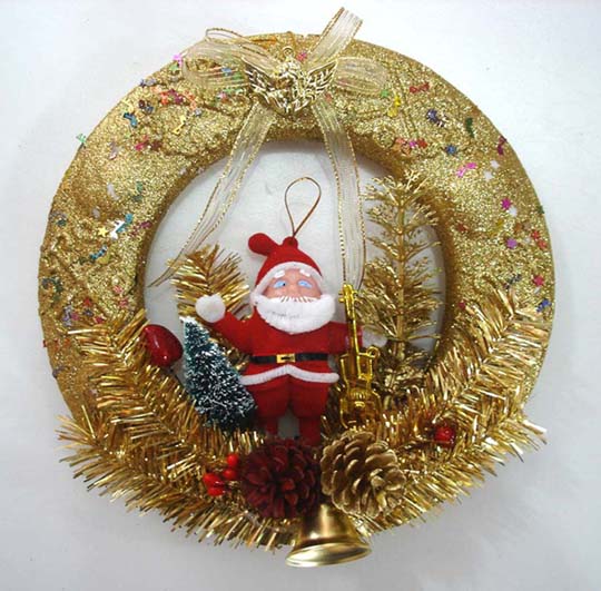 Christmas ornament wreath