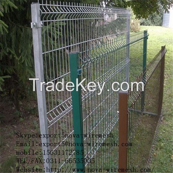 Dutch mesh fence 