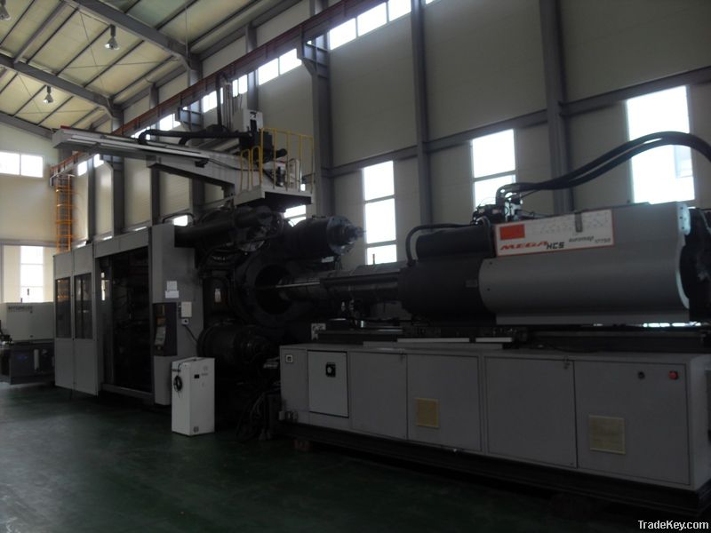 SANDRETTO largre injection molding machines for package