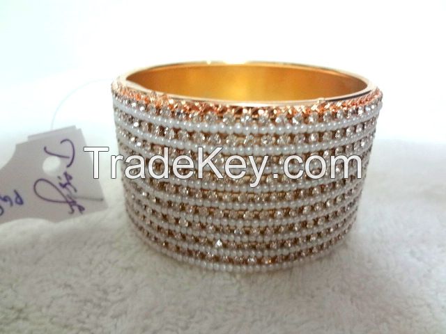 Designer Bracelet Square Shape and Thick Bracelet