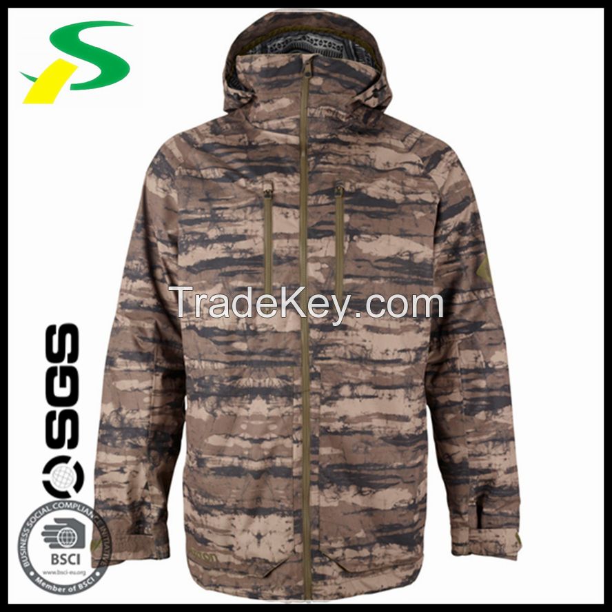 Outdoor hunting clothing with camouflage fabric for hunter