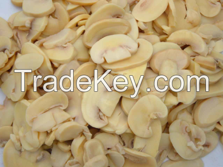 Canned Mushroom  whole/pns in brine made in china factory