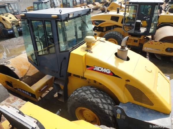 Second hand XCMG Road Roller, XS222J