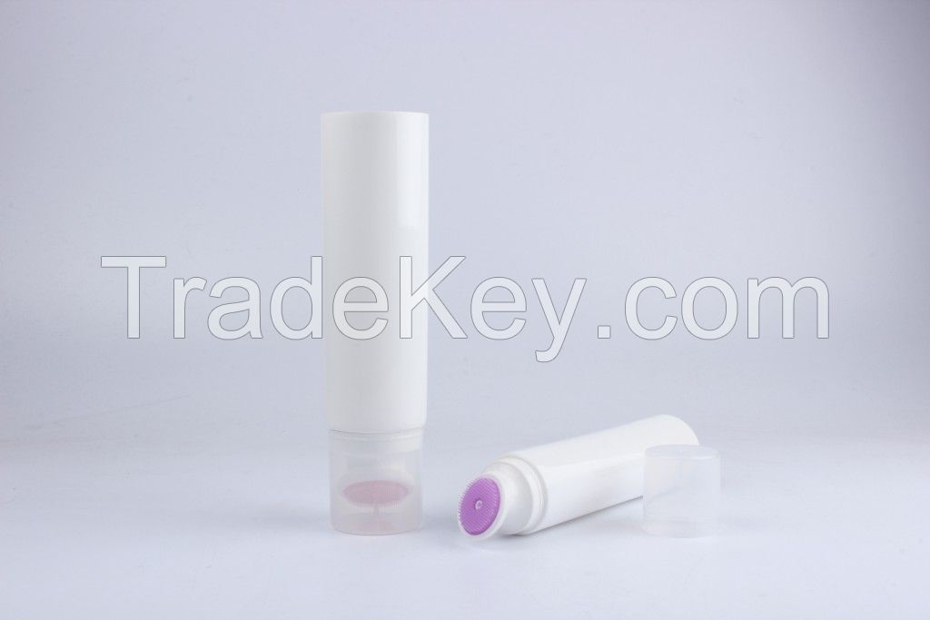 massage tube with slicone brush head