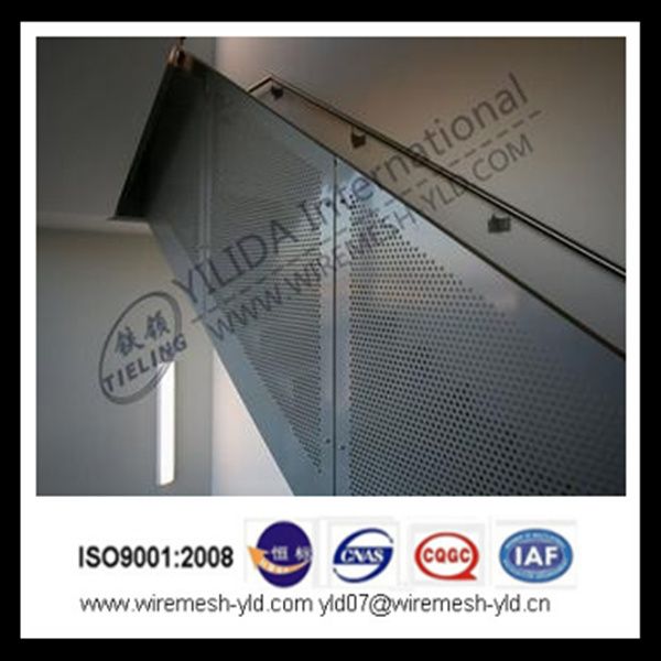 punching hole mesh perforated metal mesh