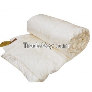 Silk duvet with cotton shell