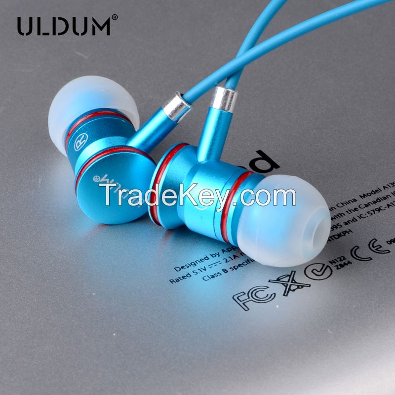 High quality In Ear Earphone Headphone Wholesale with Microphone