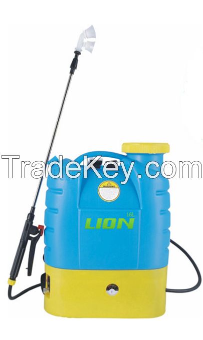 Battery sprayer