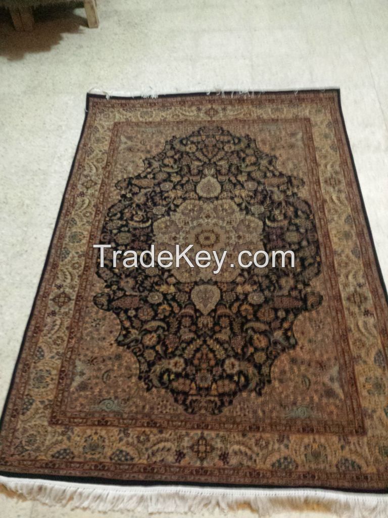 Pakistani Handmade luxury wool rugs