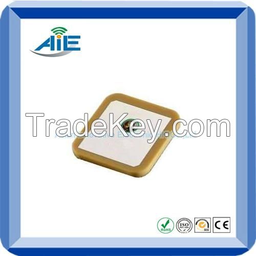 GPS dielectric antenna