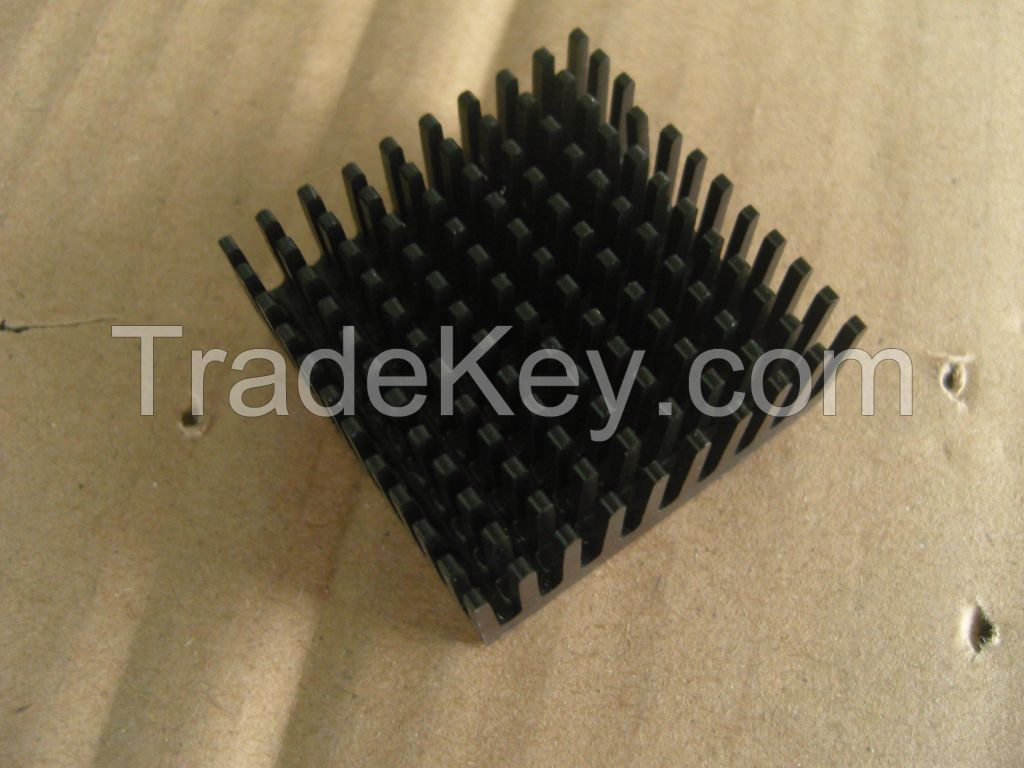 Extruded aluminium heat sinks