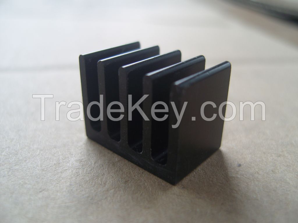 Extruded aluminium heat sinks