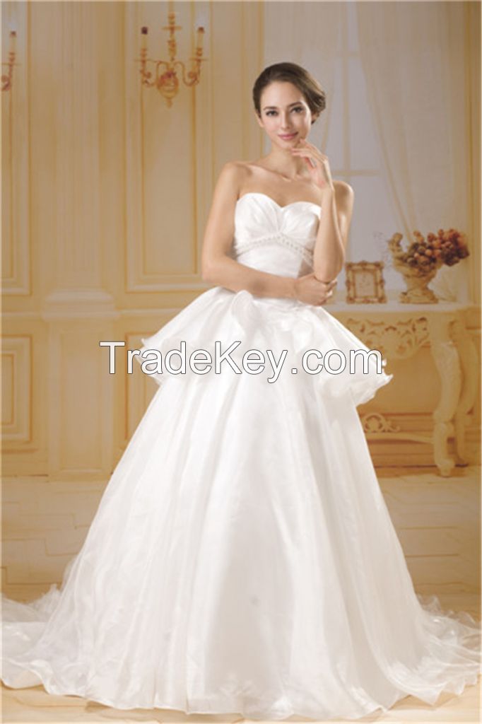 Sweetheart ball gown taffeta wedding dress