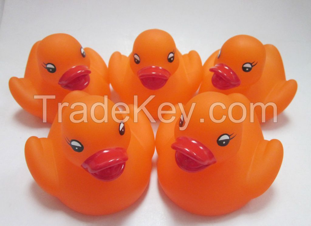 Eco-freindly PVC  LED rubber duck, flashing bath duck toy