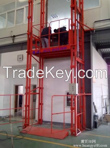 Warehouse Hydraulic chain guide rail lift platform