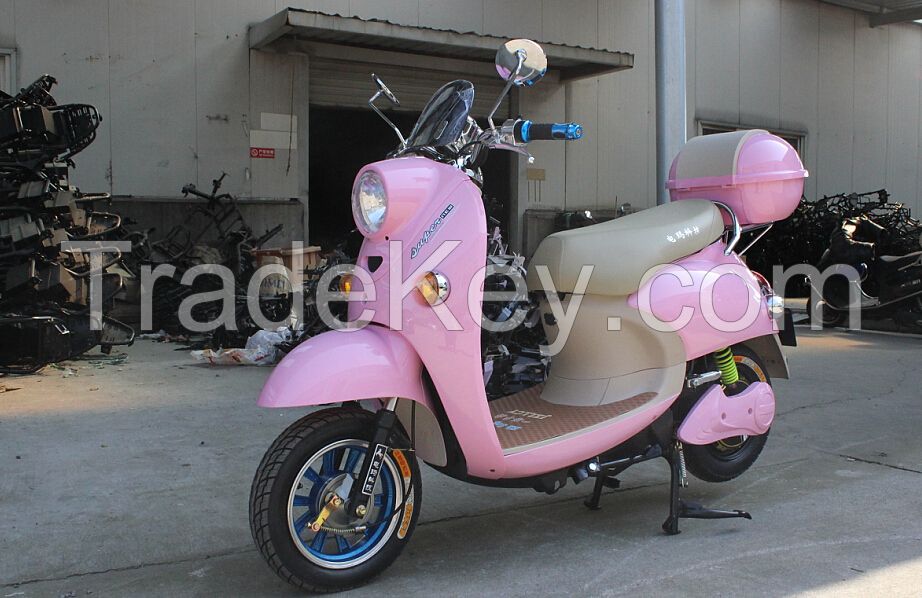 very cute electric scooters for ladies with shining colors