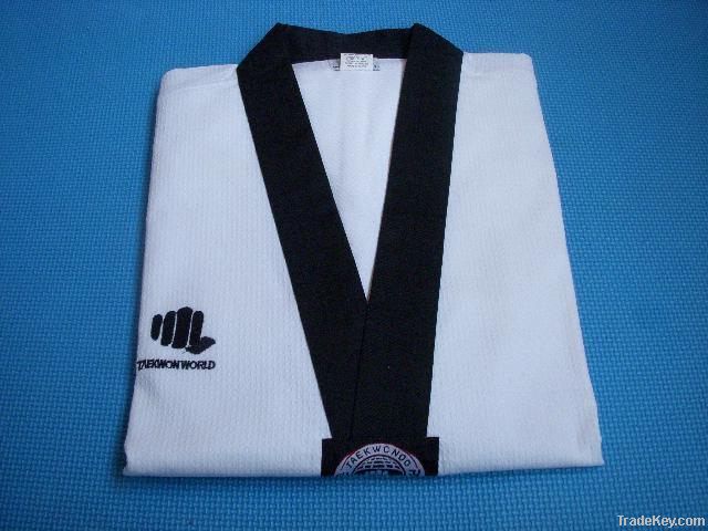 taekwondo uniform/helmet