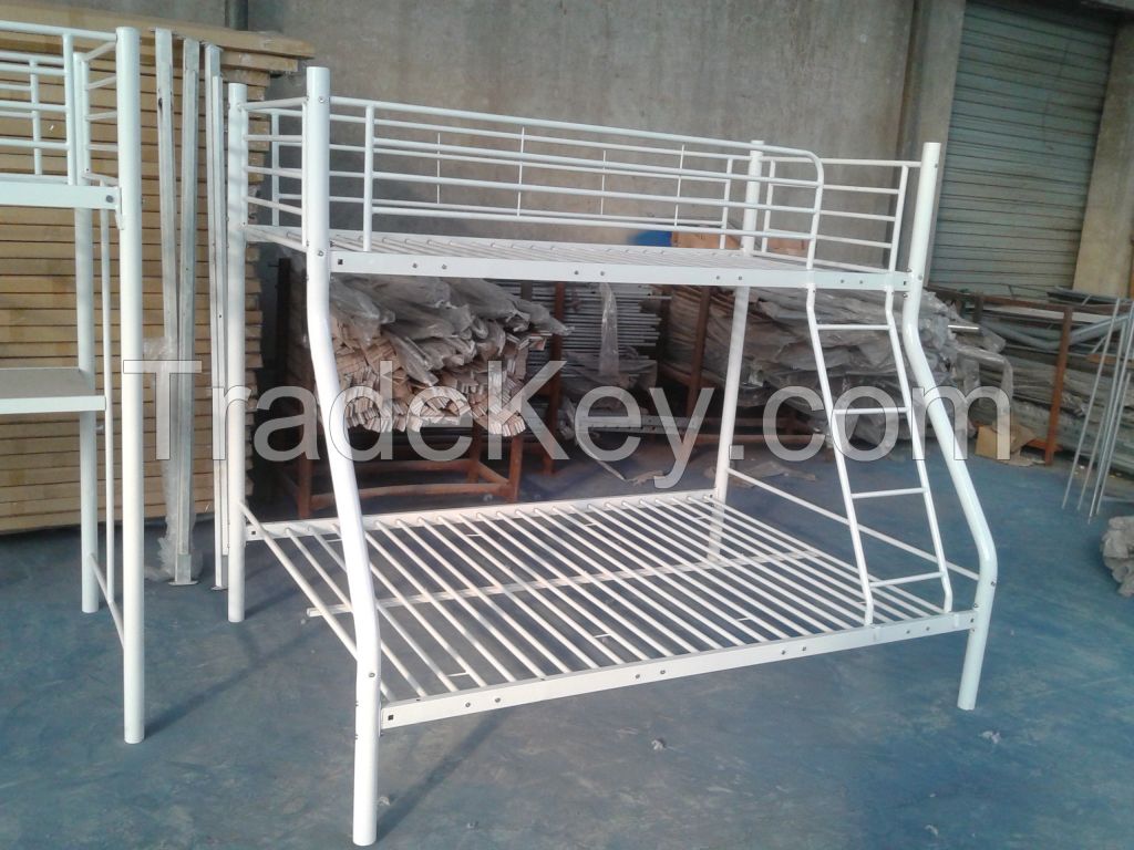 Metal bunk bed