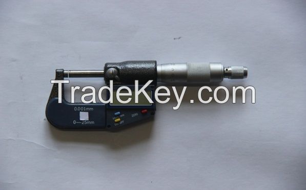 electronic digital micrometer