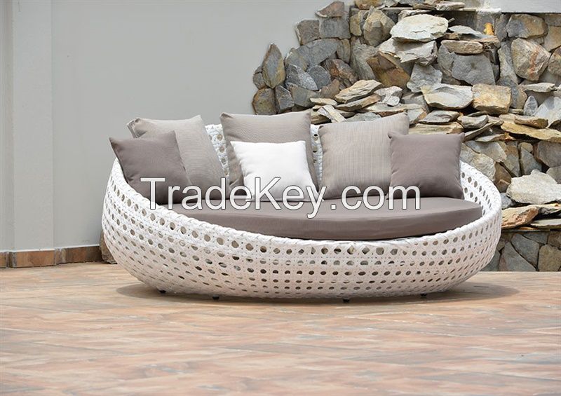 living room wicker furniture