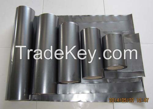 High thermal conductivity graphite sheet/film die cutting with adhesive