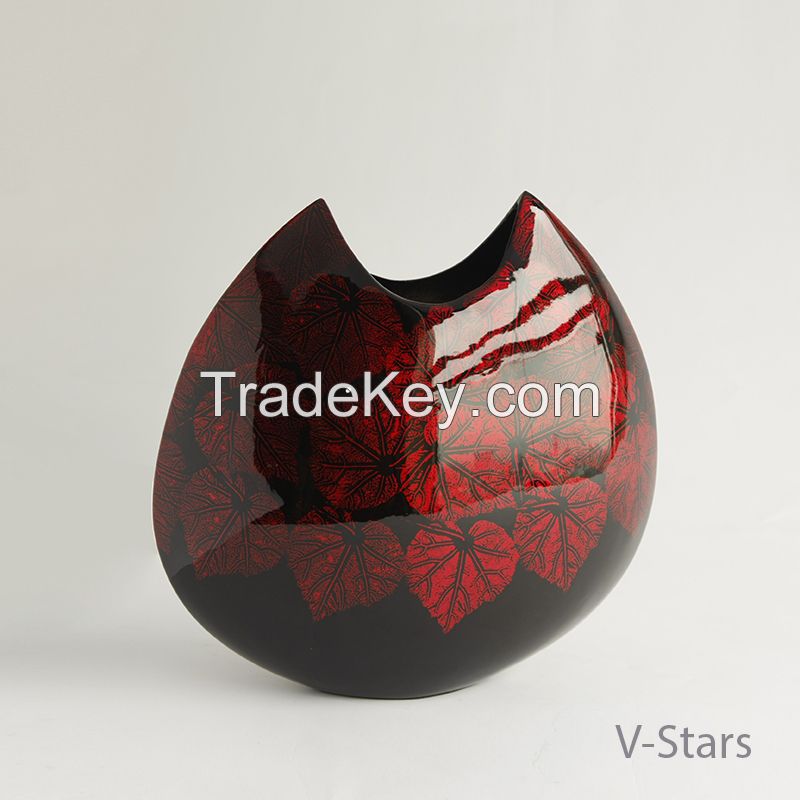 Lacquer vase