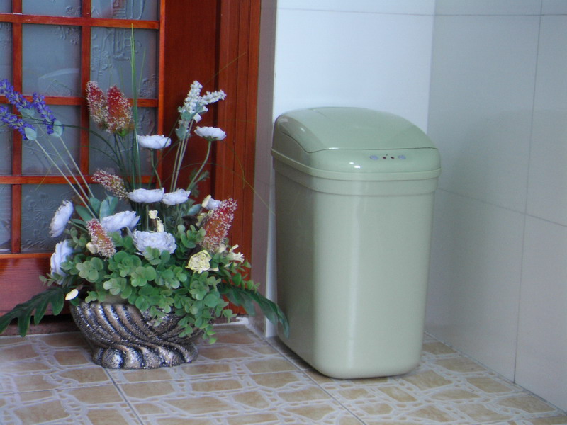 Infrared Induction Dustbin