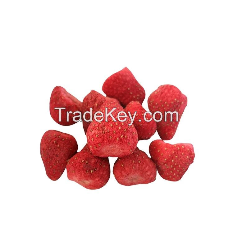 FD Freeze Dried Organic Strawberry Dice Fruit Dice