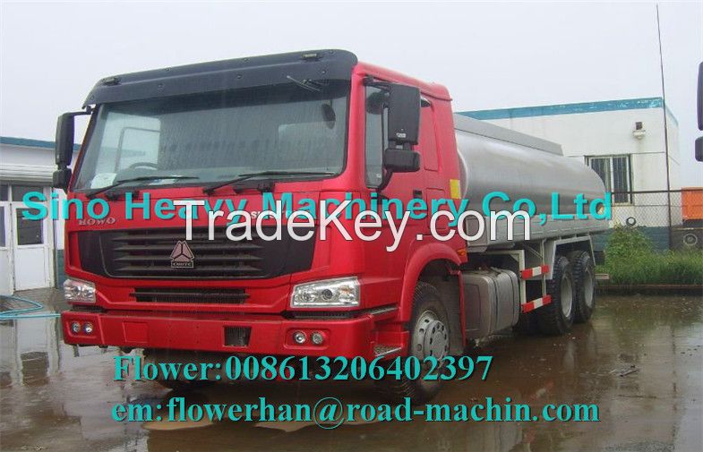 SINOTRUK HOWO OIL TANK truck 8X4 38000L