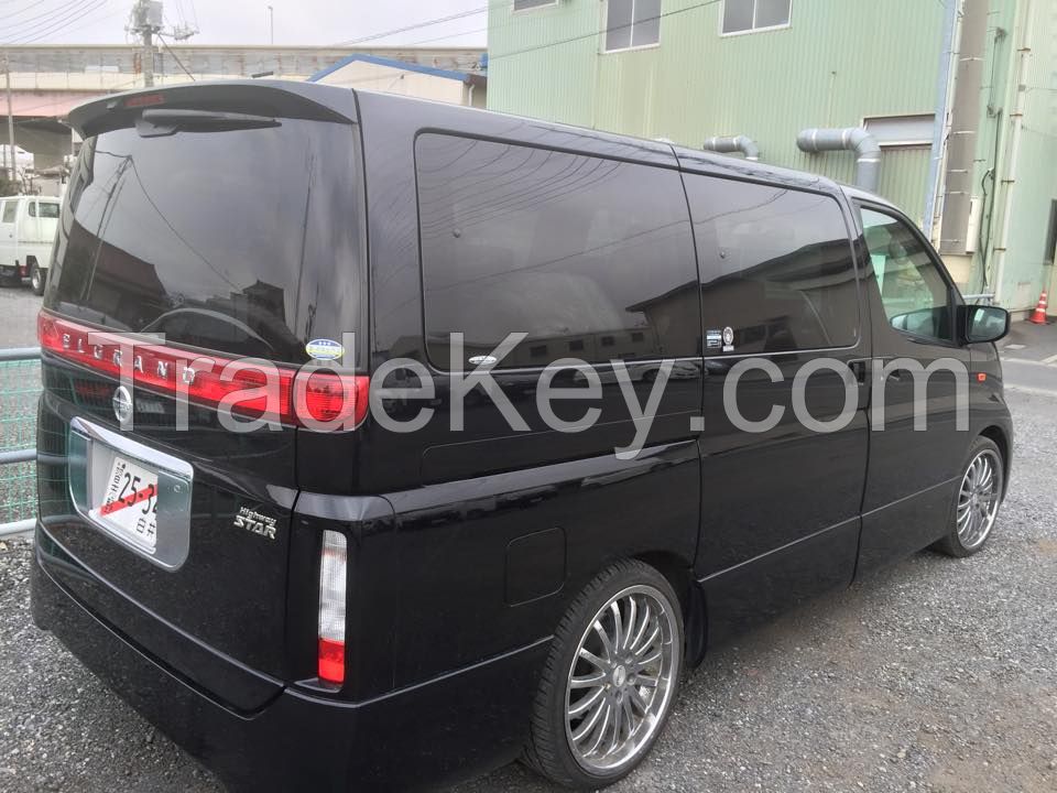 NISSAN ELGRAND