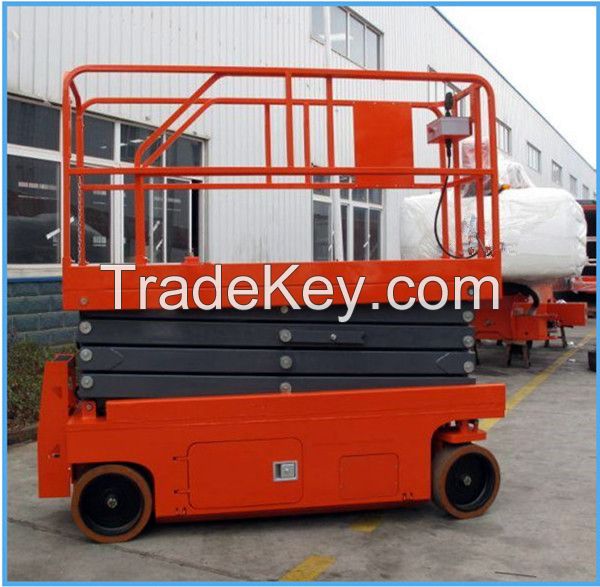 self-propelled scissor lift