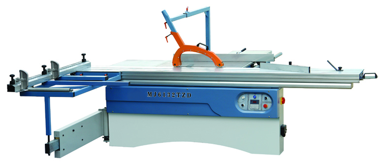 Sliding panel saw