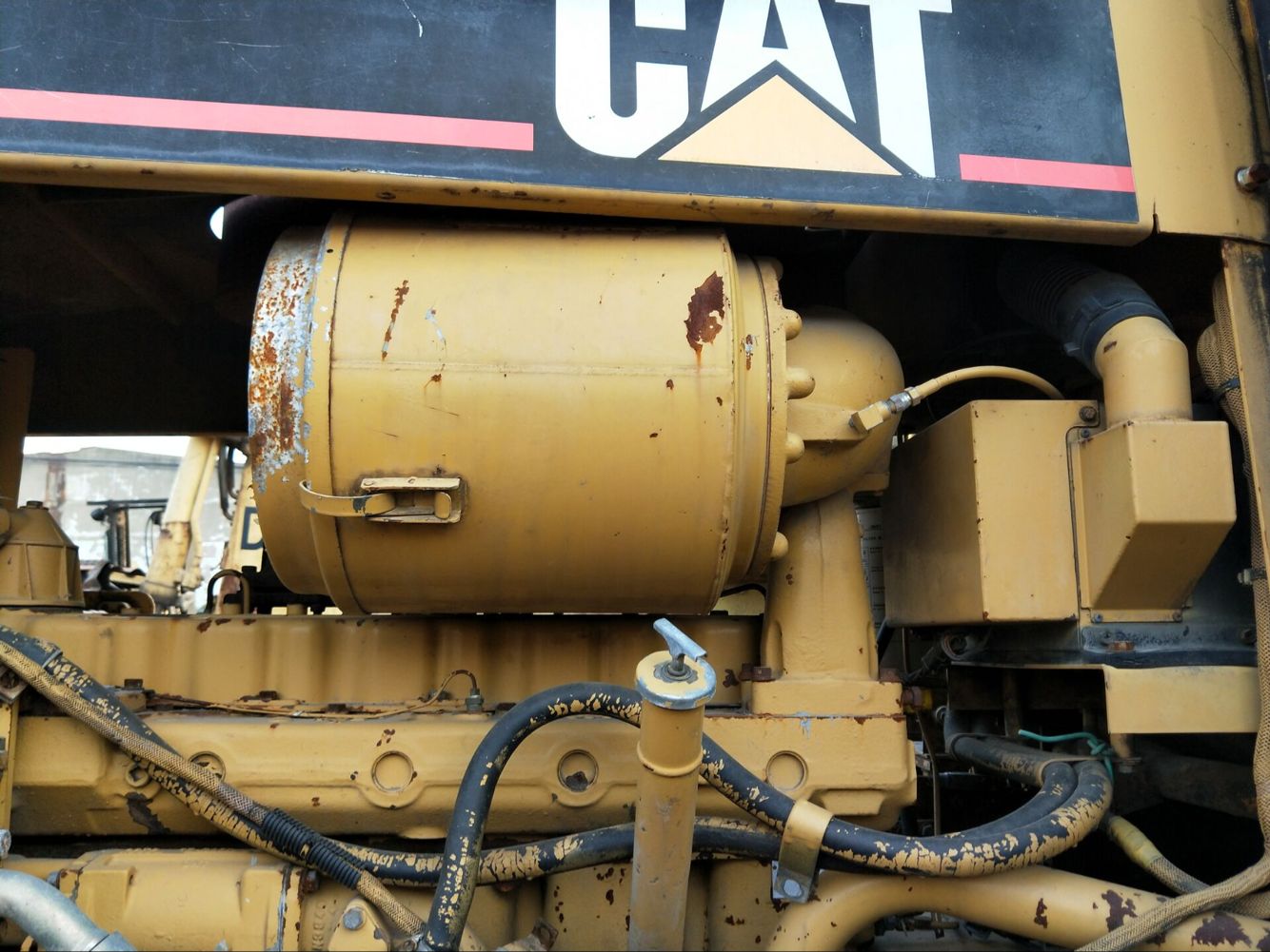 used caterpillar D6G bulldozer