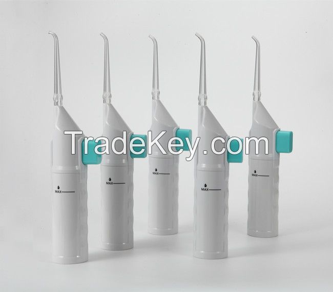 Manual power floss oral irrigator 