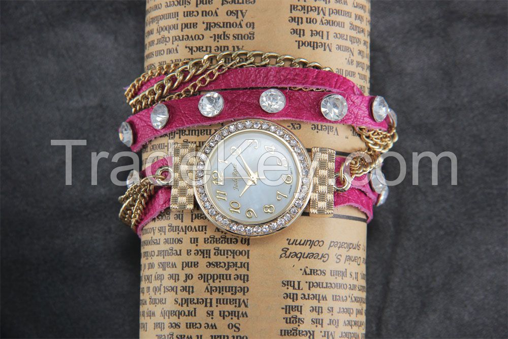 Hot Selling in 2015 Quartz Fashion Lady Watch