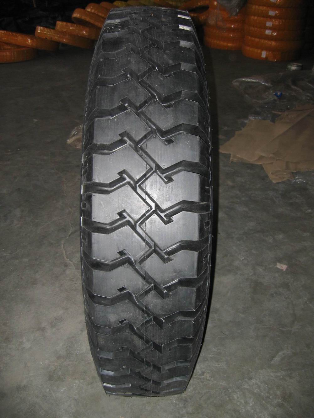 Industrial Tyre and Forklift Tyre