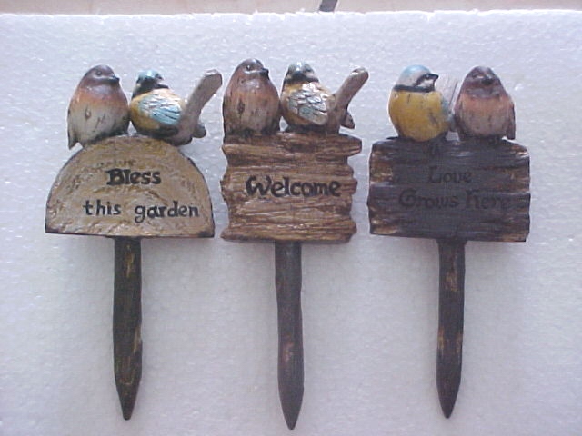 Polyresin Garden Sign