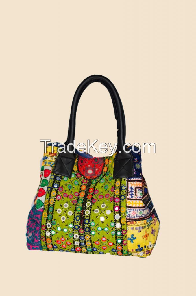 Handicraft Shoulder Bags