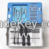 Locking plates and screw