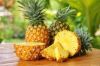 Fresh pineapple - drie...