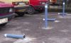 Folding parking bollards 