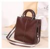 2024 Spring New Korean Edition Women's Bag Large Capacity Tote Bag Fashionable and Simple One Shoulder for Work and Commuting Inclined shoulder bag