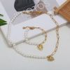 Leaf pendant collarbone chain, women's simple and fashionable pearl necklace