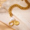 DaDa Fashionable retro simple versatile cold cool pearl heart medal OT buckle chain, stainless steel gold-plated bracelet