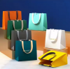 Wholesale Custom Printed Paper Gift Bags with Handles for Retail Packaging
